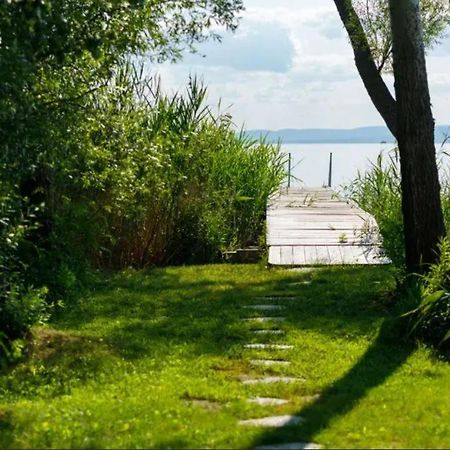 Green Lake House - Private Beach At Balaton Balatonakarattya Eksteriør bilde