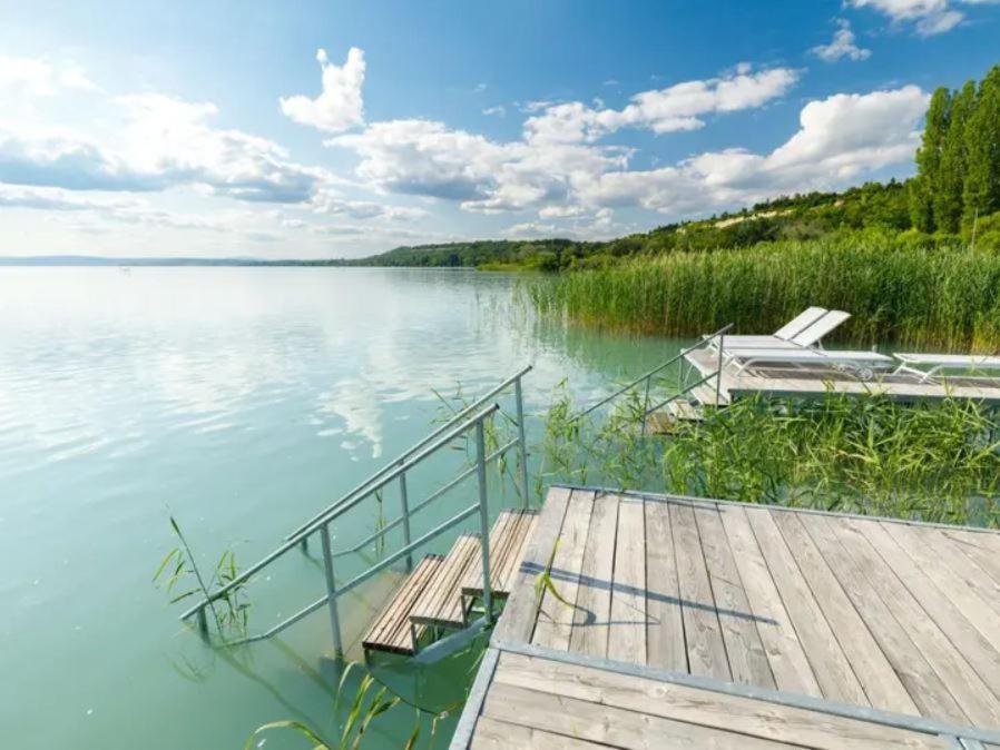 Green Lake House - Private Beach At Balaton Balatonakarattya Eksteriør bilde
